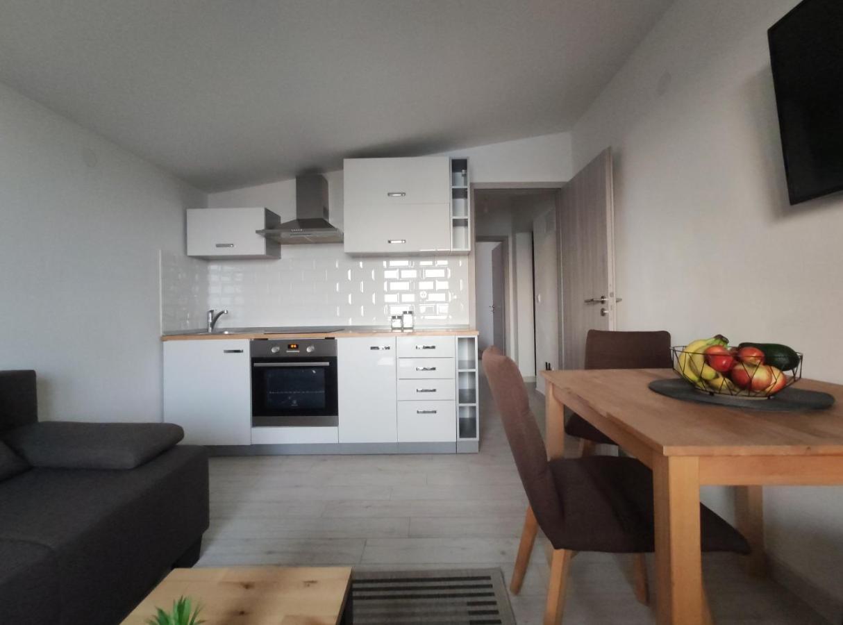 Matej 3 Apartment Zadar Ngoại thất bức ảnh